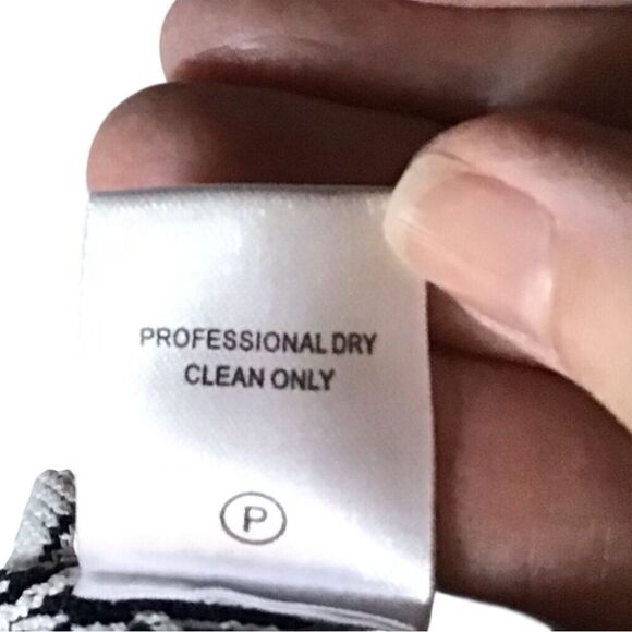 Staud Tucson Cropped Intarsia-Knit Tank Navy Blue White Cropped Sweater Top - Picture 6 of 6